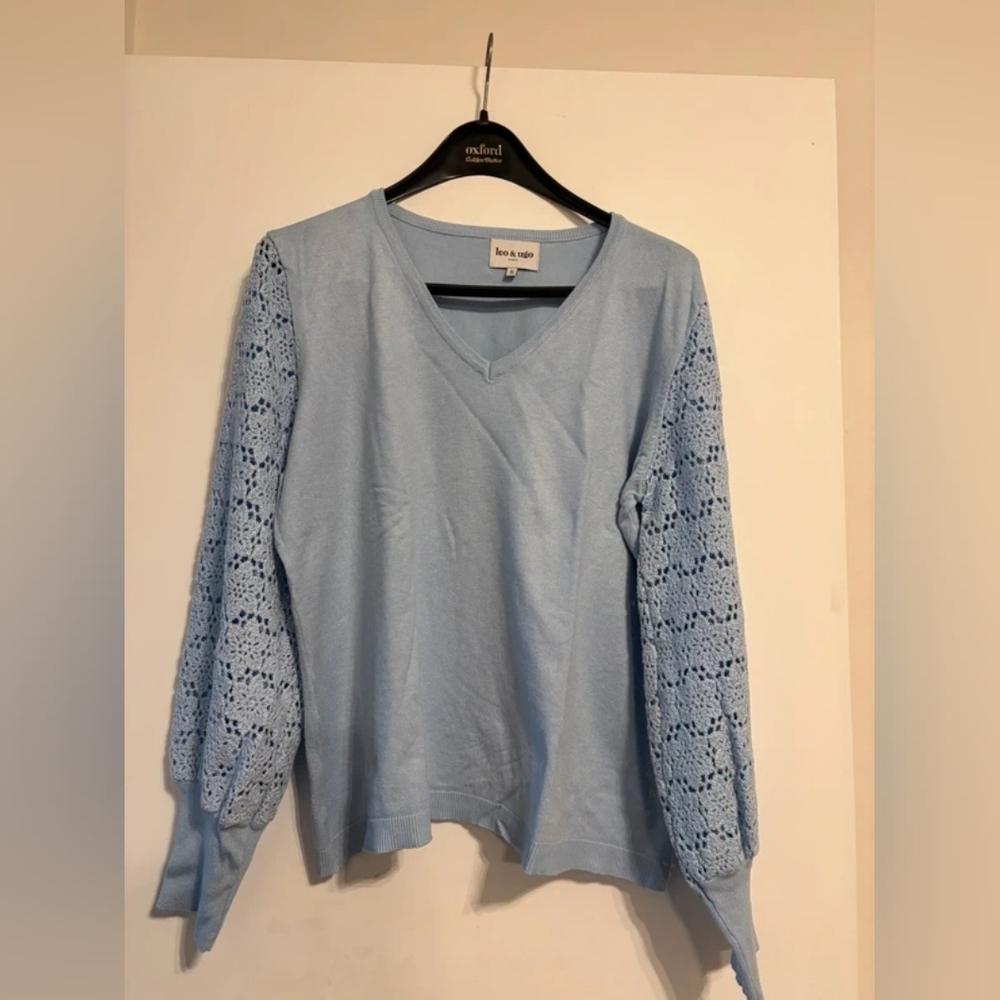 New Look Sky Blue V-Neck Blouse with Lace Sleeves